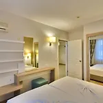 Novella Apart-hotel
