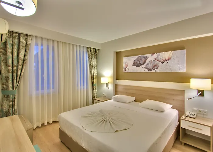 Novella Apartahotel *