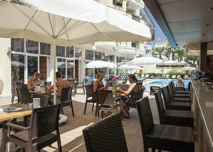 Novella Apartmanhotel *