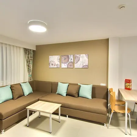 Novella Aparthotel *