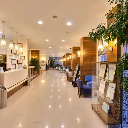 Novella Aparthotel 4*